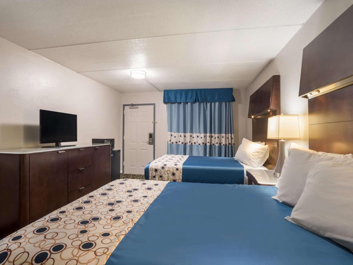 Rodeway Inn Greenwood Exteriör bild